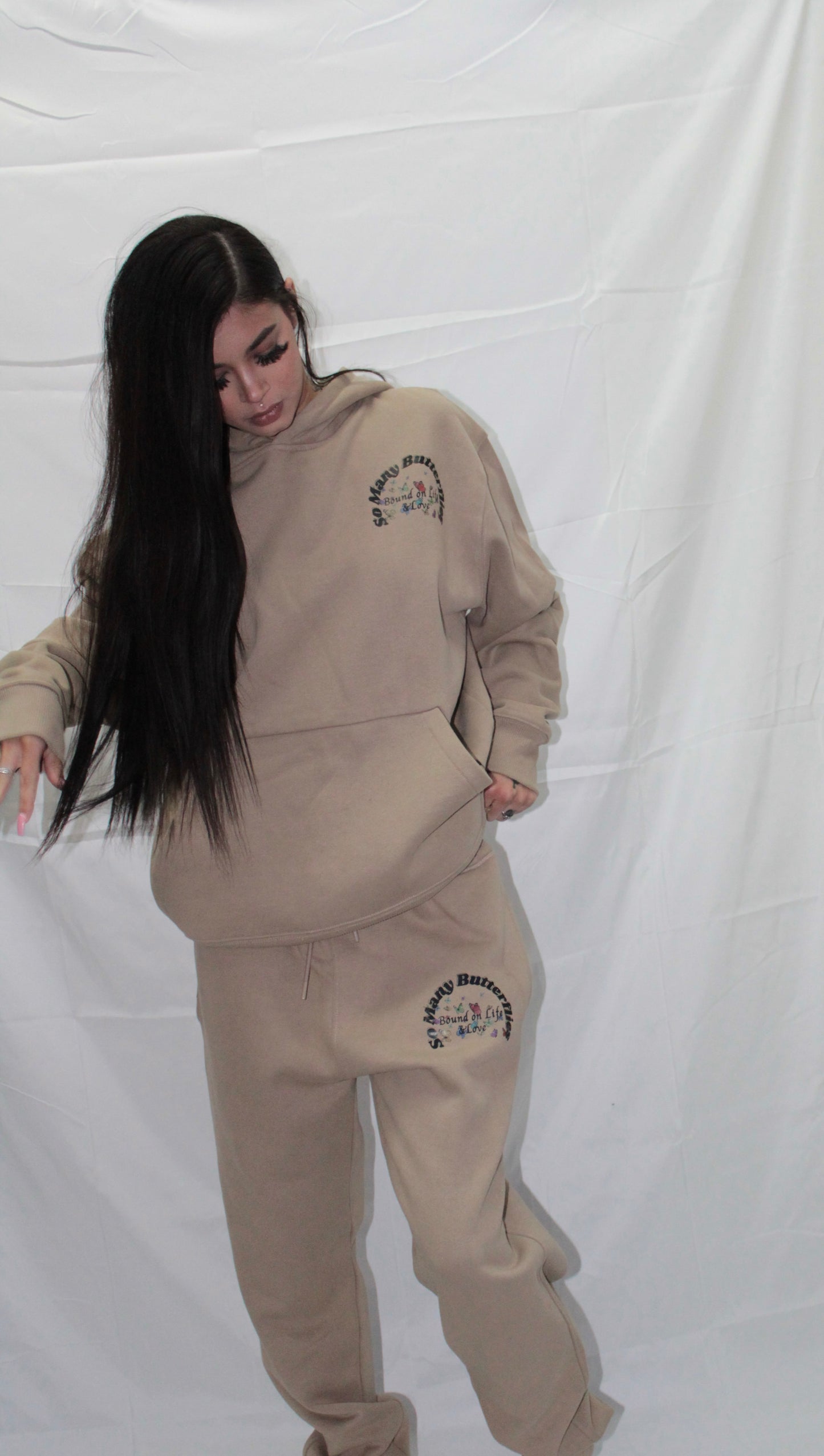 (Beige) So Many Butterflies Heavyweight Sweatsuit