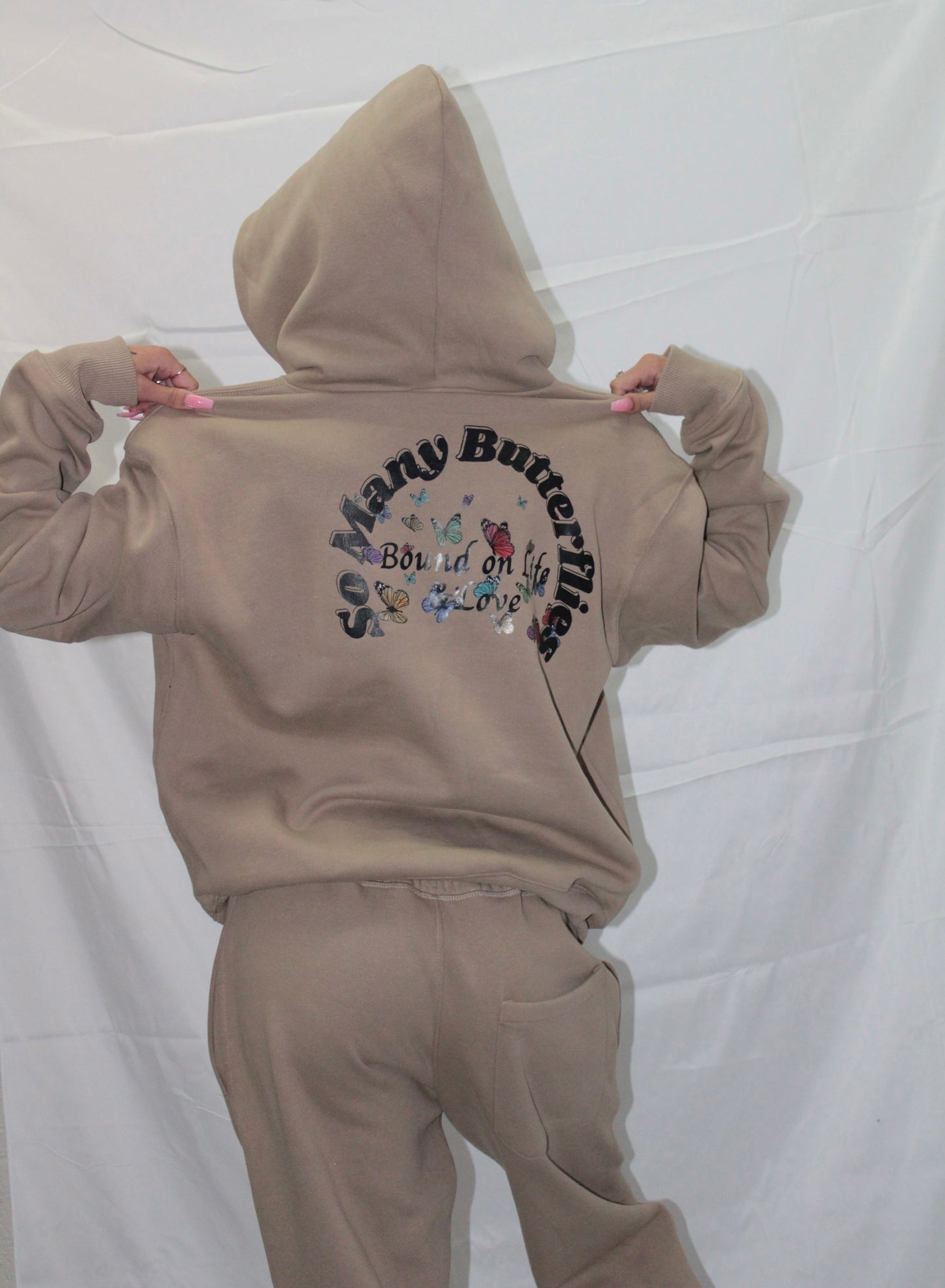 (Beige) So Many Butterflies Heavyweight Sweatsuit